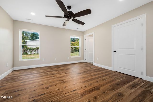 105 Greendale Road, Johnson City, TN 37601