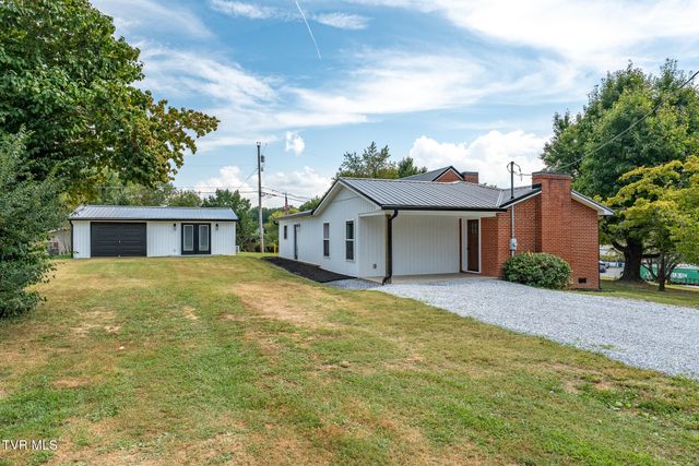 105 Greendale Road, Johnson City, TN 37601