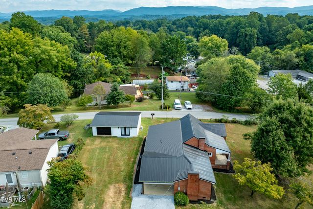 105 Greendale Road, Johnson City, TN 37601
