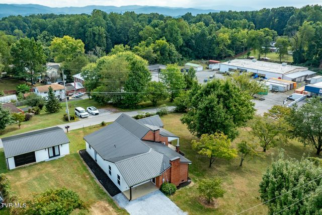 105 Greendale Road, Johnson City, TN 37601