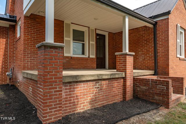 105 Greendale Road, Johnson City, TN 37601
