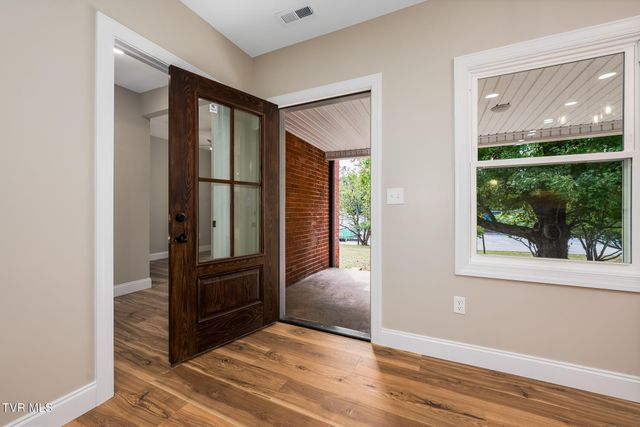 105 Greendale Road, Johnson City, TN 37601