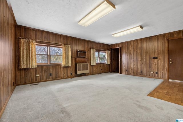 902 6TH STREET NE, Jacksonville, AL 36265