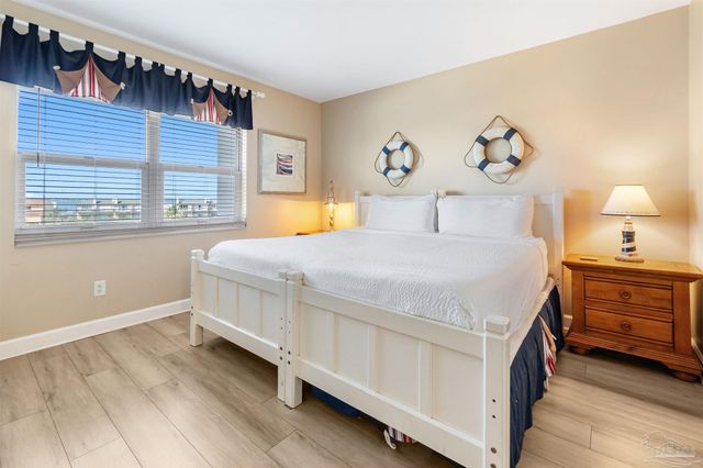 1600 Via Deluna Dr 401B, Pensacola Beach, FL 32561