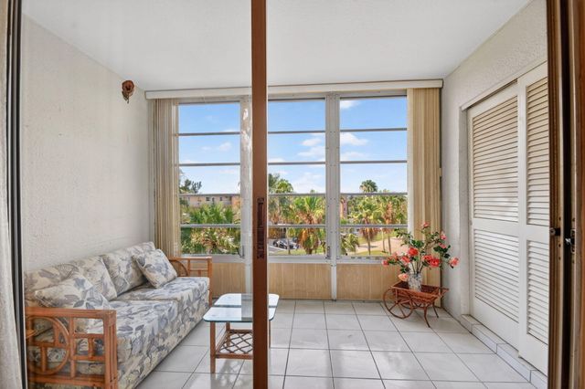 2515 NE 1st Court 4020, Boynton Beach, FL 33435