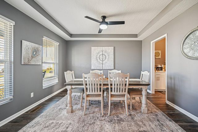 427 Bethpage Boulevard, Commercial Point, OH 43116