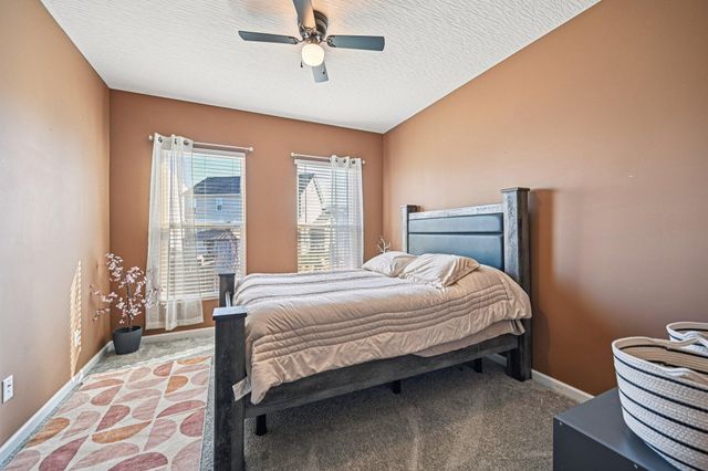 427 Bethpage Boulevard, Commercial Point, OH 43116