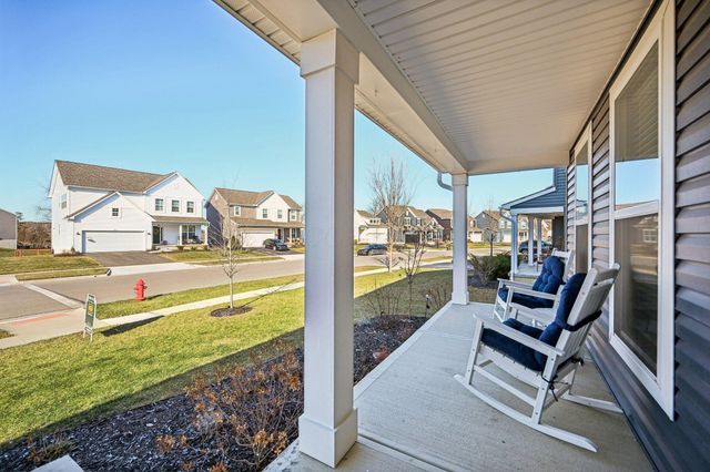 427 Bethpage Boulevard, Commercial Point, OH 43116