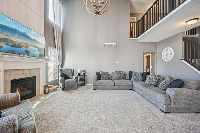 427 Bethpage Boulevard, Commercial Point, OH 43116