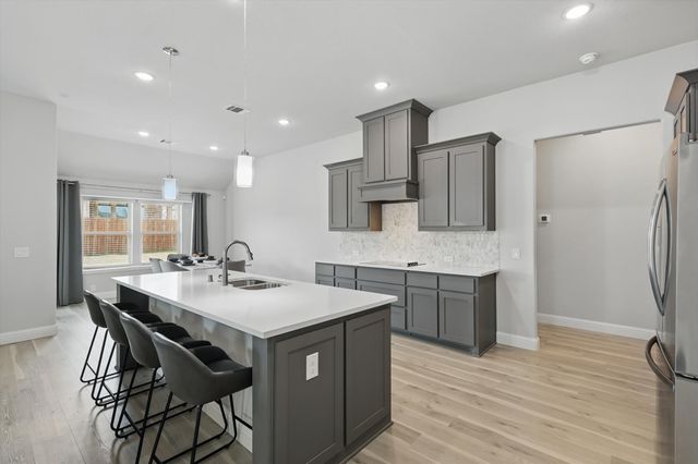 4813 Nomad Drive, Midlothian, TX 76065