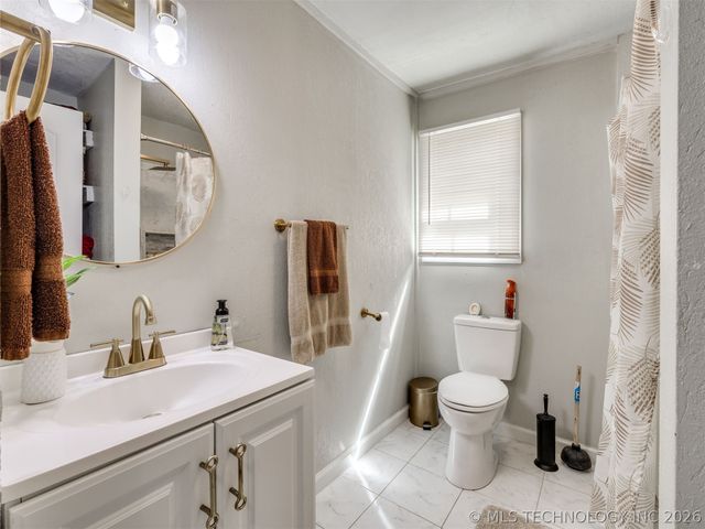 1712 E 71st Street N, Tulsa, OK 74130