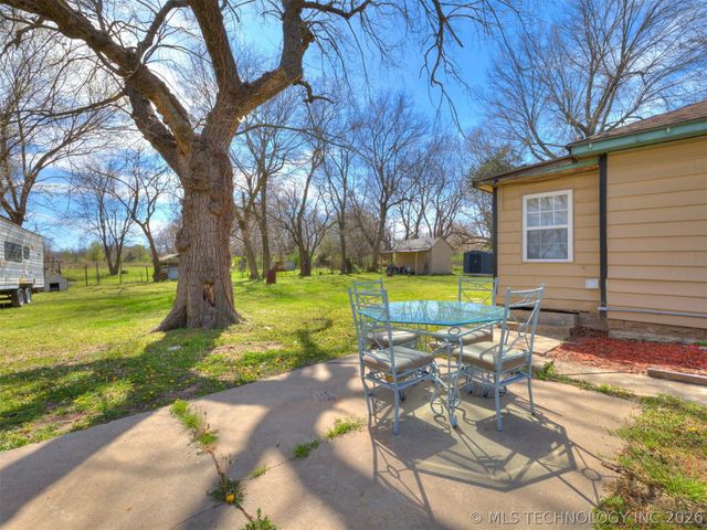 1712 E 71st Street N, Tulsa, OK 74130