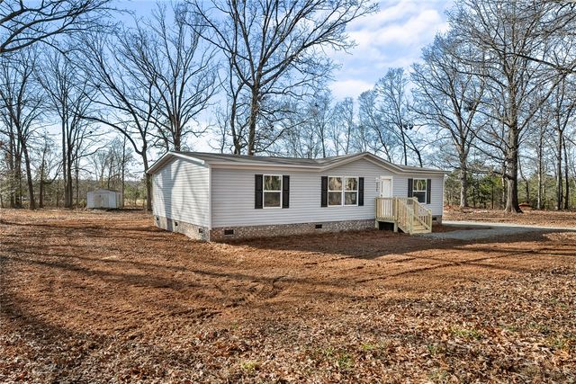 4924 Airline Road, Iva, SC 29655