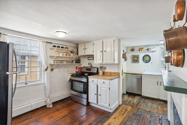 4 North Pine Street 2, Salem, MA 01970