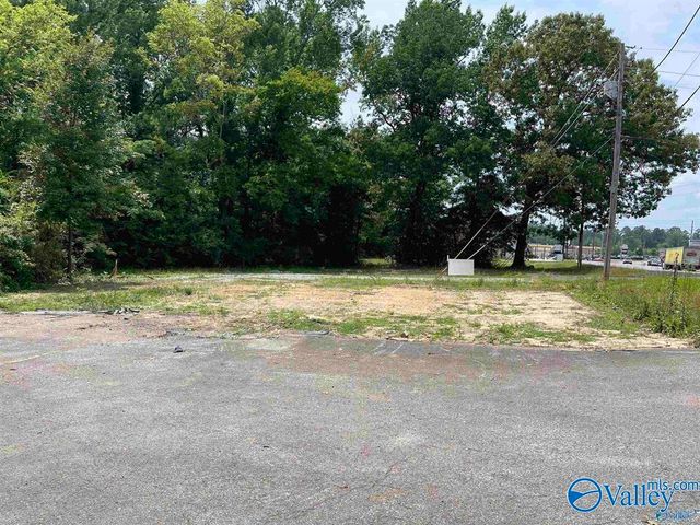 117-121 E Grand Avenue, Rainbow City, AL 35906