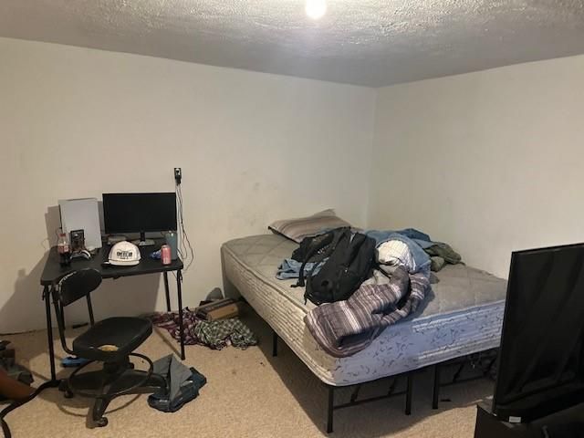 1329 W Allison Street, Nevada, MO 64772
