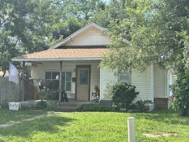 1329 W Allison Street, Nevada, MO 64772