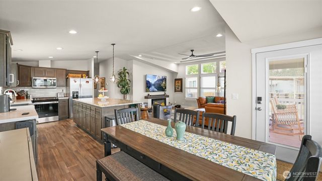 5412 76th Avenue E #Lot M, Puyallup, WA 98371