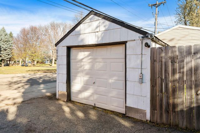 6904 Minnetonka Boulevard, Saint Louis Park, MN 55426