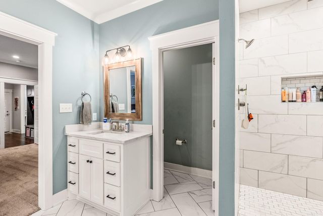 1505 Green Tree Dr, Conway, AR 72034