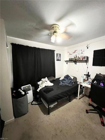 3070 Breslaw CT, Virginia Beach, VA 23453