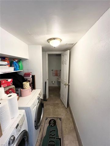 3070 Breslaw CT, Virginia Beach, VA 23453