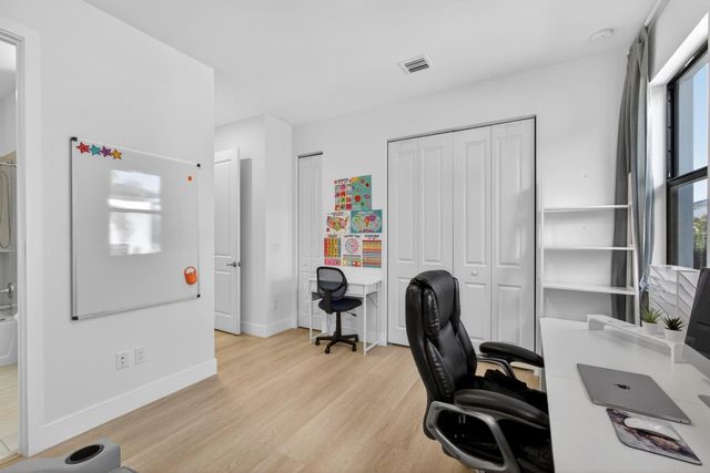 16587 Cove Road, The Acreage, FL 33470