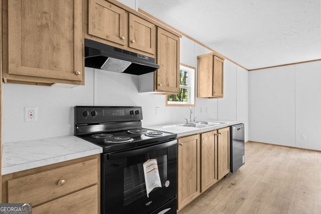 134 Double Line Road, Ellijay, GA 30540