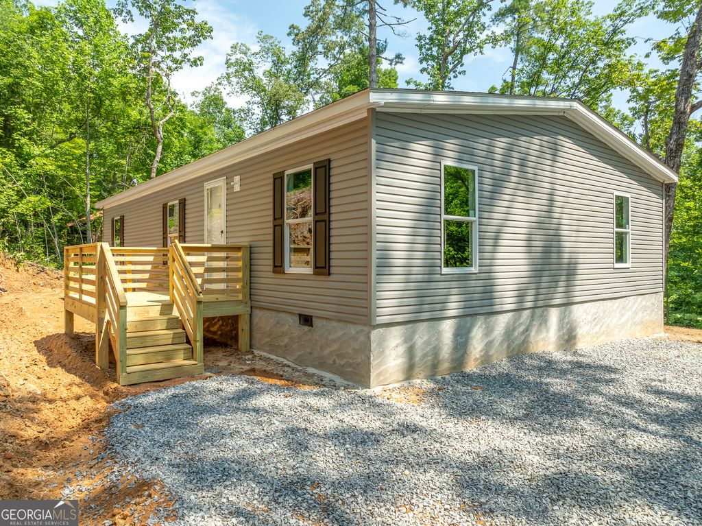 134 Double Line Road, Ellijay, GA 30540
