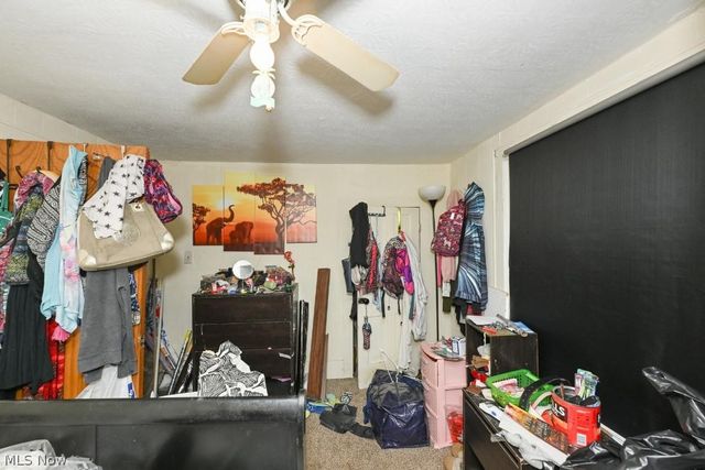 240 1st Street NW, Barberton, OH 44203