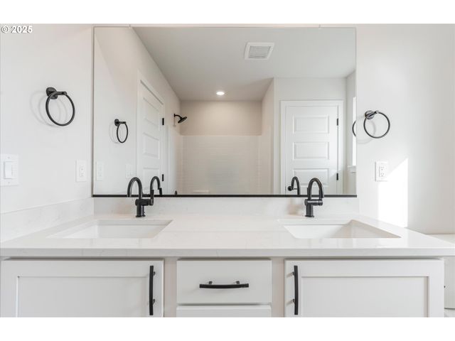 8718 S SCHUSTER Way, Ridgefield, WA 98642