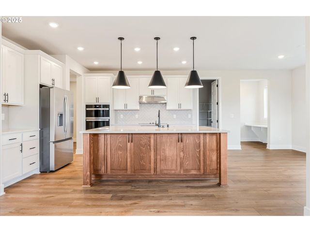 8718 S SCHUSTER Way, Ridgefield, WA 98642