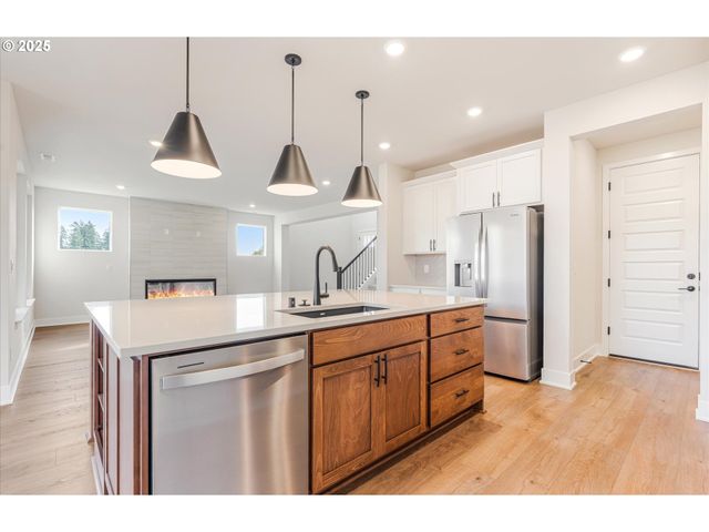 8718 S SCHUSTER Way, Ridgefield, WA 98642