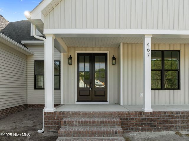 467 Eagle Trace Drive, Blounts Creek, NC 27814