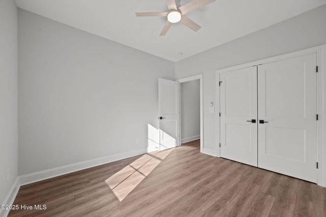 467 Eagle Trace Drive, Blounts Creek, NC 27814