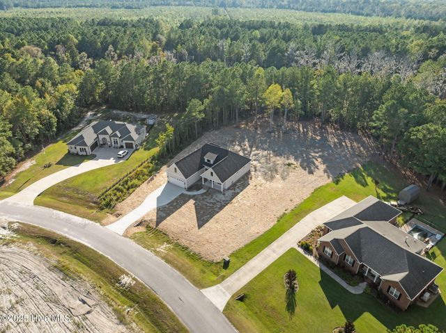 467 Eagle Trace Drive, Blounts Creek, NC 27814