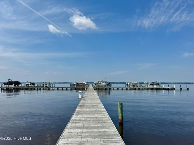 467 Eagle Trace Drive, Blounts Creek, NC 27814