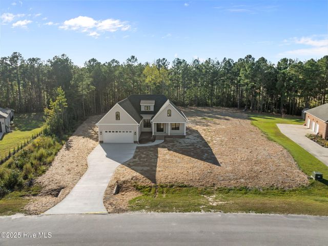 467 Eagle Trace Drive, Blounts Creek, NC 27814