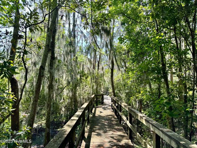 467 Eagle Trace Drive, Blounts Creek, NC 27814