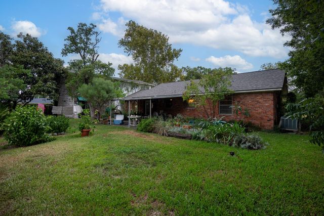 4810 Donald Street, Seabrook, TX 77586