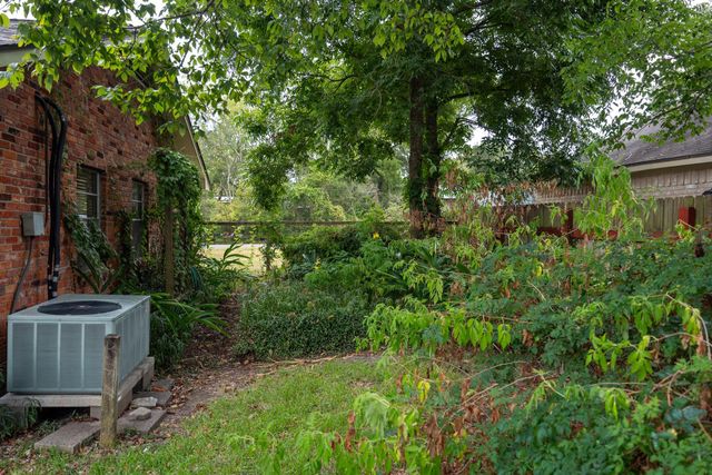4810 Donald Street, Seabrook, TX 77586
