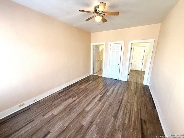 411 CANTON, San Antonio, TX 78202