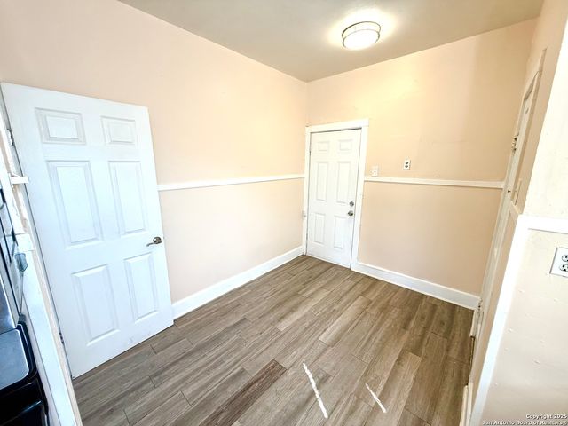 411 CANTON, San Antonio, TX 78202