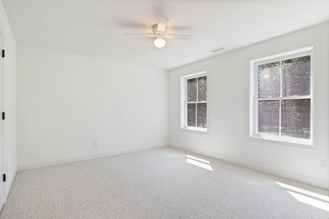21 Sanborn Road, Hampton Falls, NH 03844
