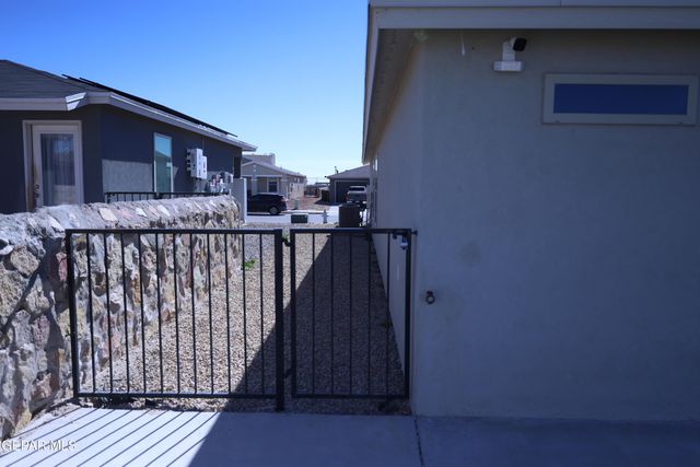 14557 Faxon Yucca Avenue, Horizon City, TX 79928