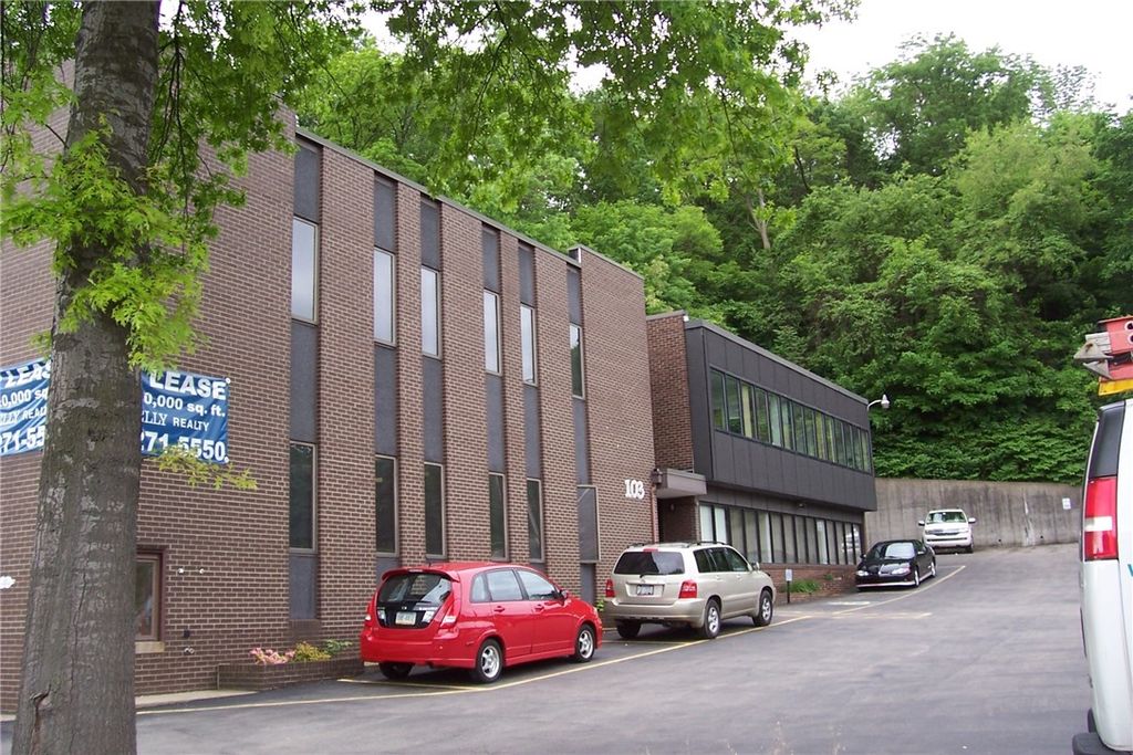 103 Yost blvd, Forest Hills Boro, PA 15221