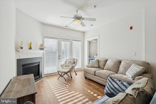 124 BUCKTOWN XING, Pottstown, PA 19465