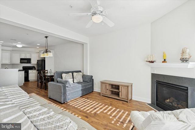 124 BUCKTOWN XING, Pottstown, PA 19465