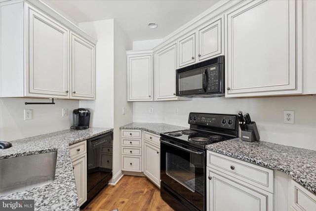 124 BUCKTOWN XING, Pottstown, PA 19465