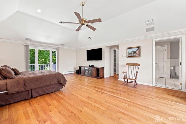 470 Blue Rige Avenue, Piscataway, NJ 08854